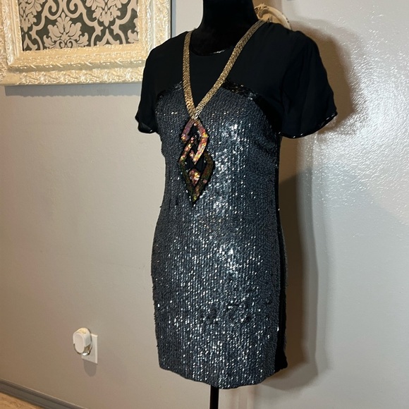 French Connection Black gray and gold sequin dress - Picture 1 of 13